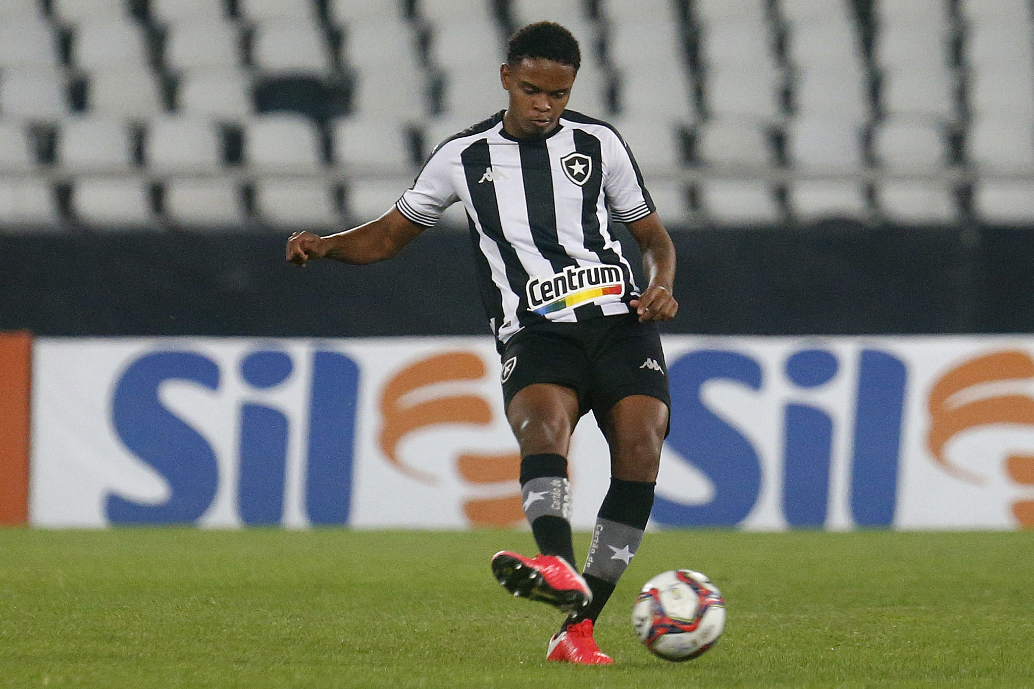 Botafogo enfrenta o Vasco pela serie B
