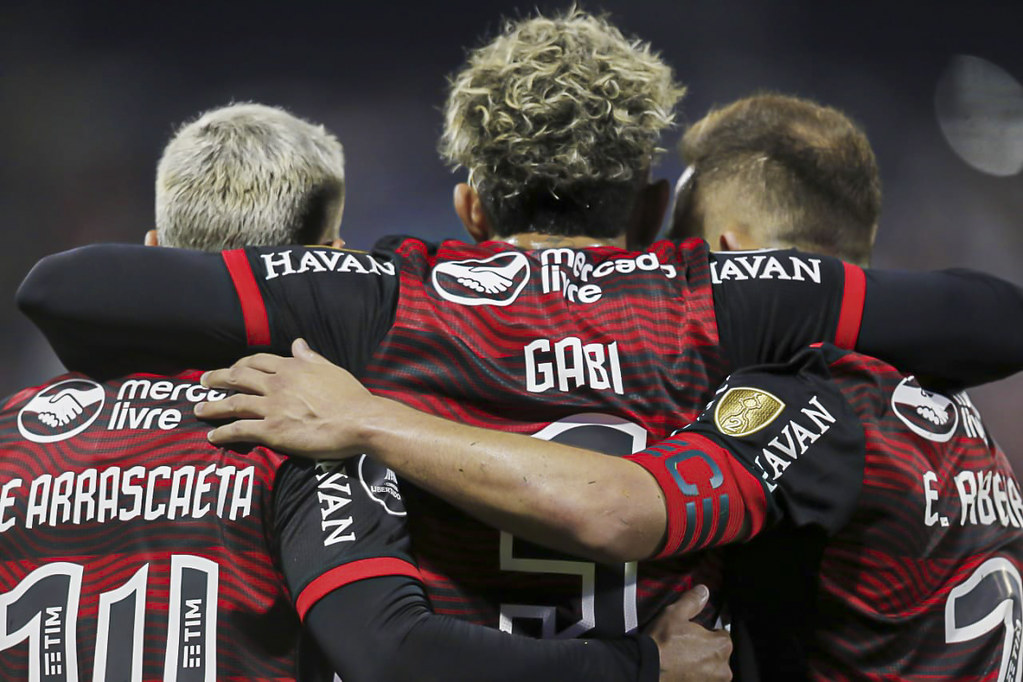 Pela Libertadores, Flamengo vence a Universidad Católica por 3 a 2 e quebra tabu no Chile