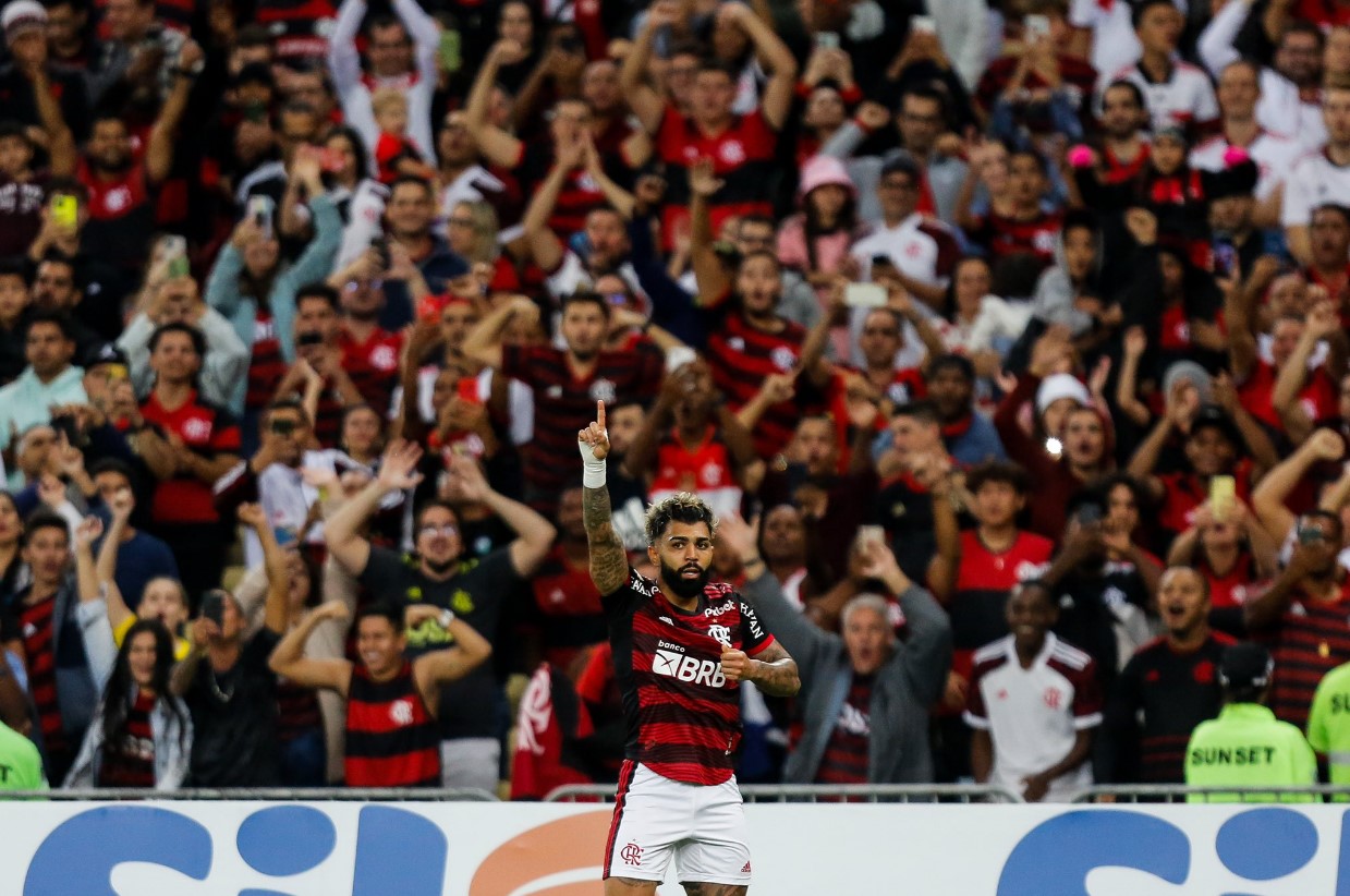 Com apoio da Nação, Flamengo vence o Cuiabá por 2 a 0 no Maracanã