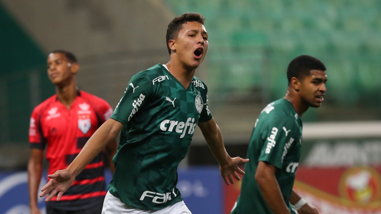 Palmeiras vence Atlético-GO no Brasileiro Sub-17